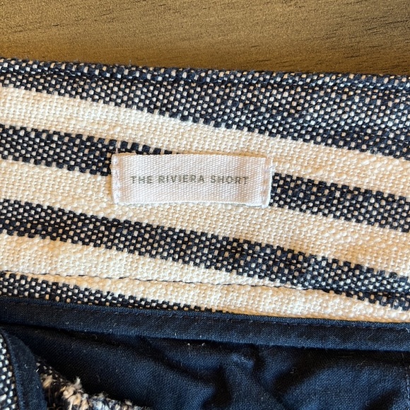 Loft shorts size 6 with 4” inseam. Blue with white stripe Rivera - Picture 4 of 4